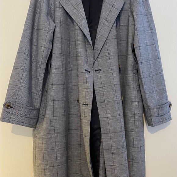Prince of Wales Checked Trench-coat. EC size 18 - Picture 2 of 10